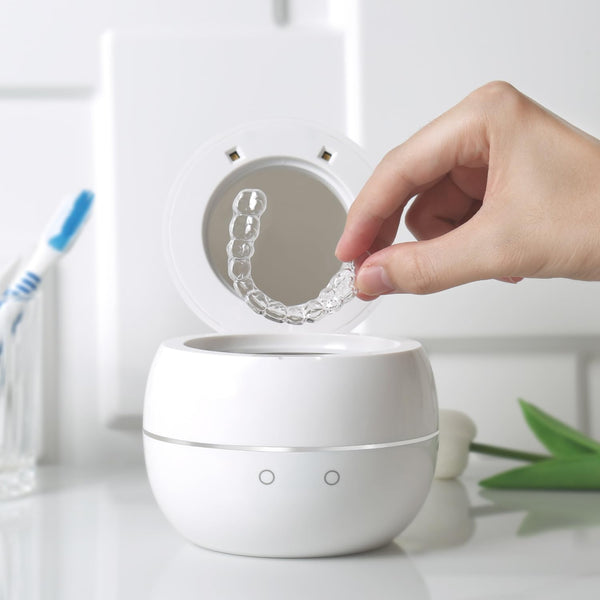 Ultrasonic Retainer Cleaner Cleaning Machine, 44kHz Jewelry Clean Pod 250ML Portable Ultra Sonic Retainer Cleaner for Mouth Guard Denture, Aligner - Professional Dental Cleaning Braces Night Guard